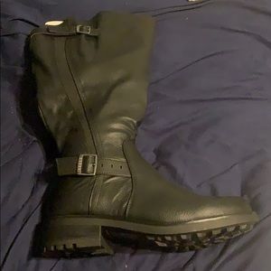 Torrid black knee high boots